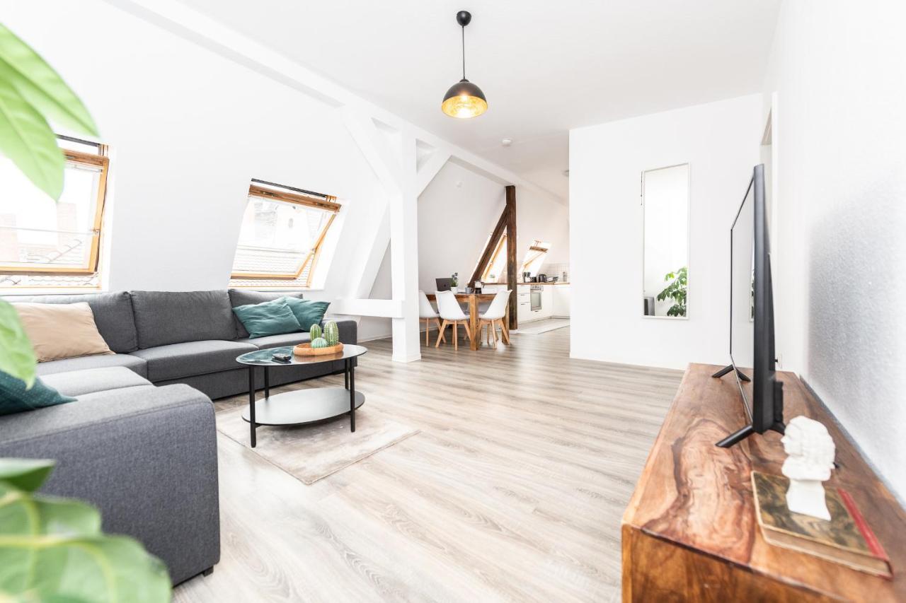 Ko-Living - Haendel Suite - Altstadt Mit Kueche, Smart Tv & Dachterrasse Halle  외부 사진