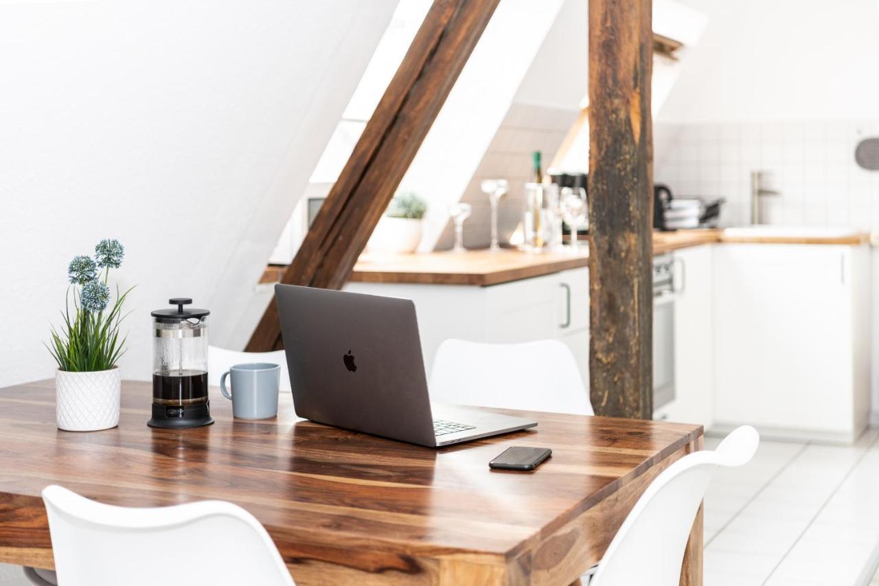 Ko-Living - Haendel Suite - Altstadt Mit Kueche, Smart Tv & Dachterrasse Halle  외부 사진